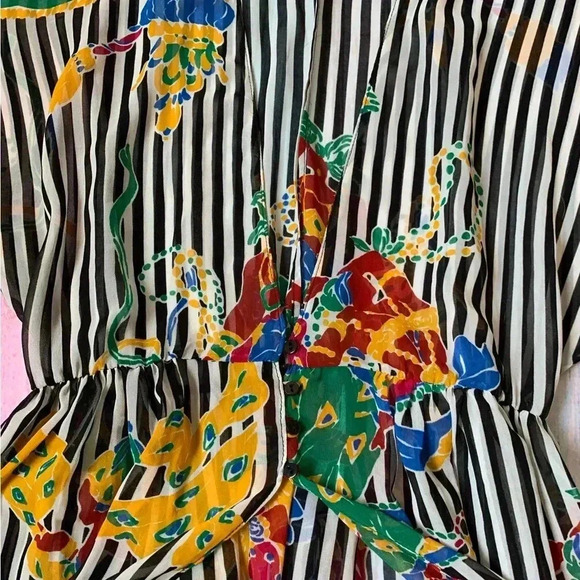 Zara floral and stripes short sleeve long kimono with front buttons - Picture 4 of 9